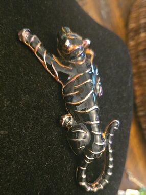 Black Cat Enamel Pin - Stylish Cat Brooch